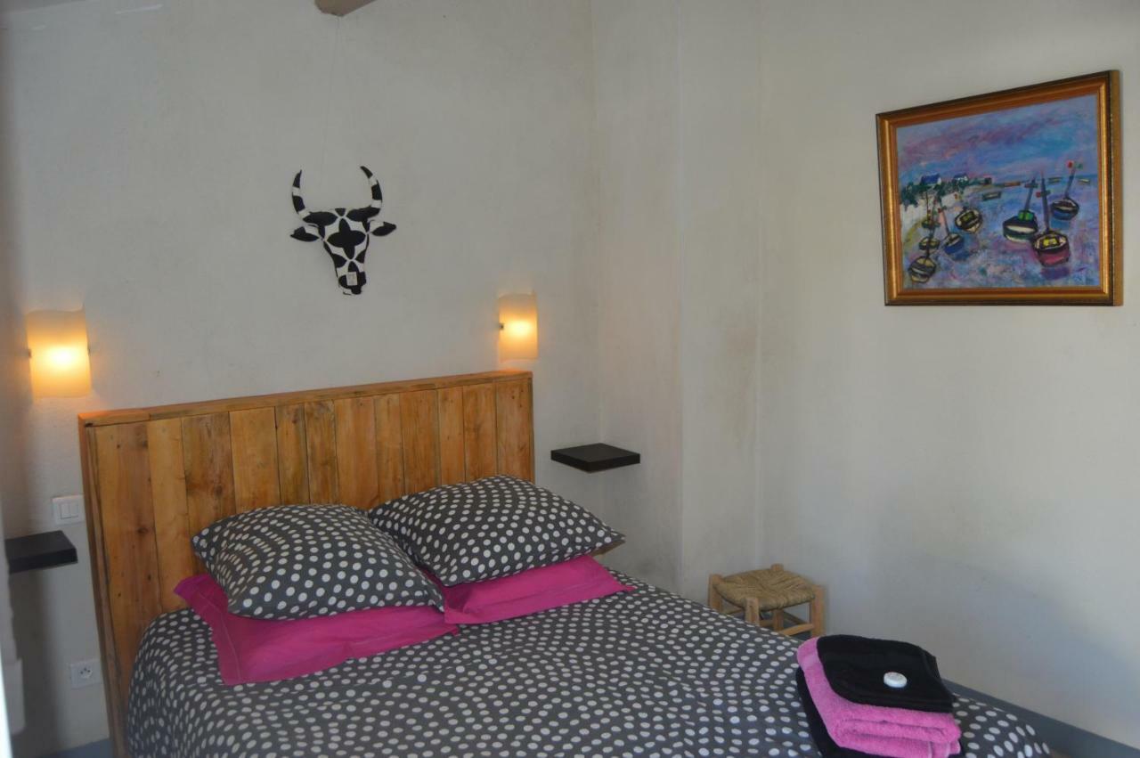 Albaron Bergerie D'Alivon En Camargue B&B 외부 사진